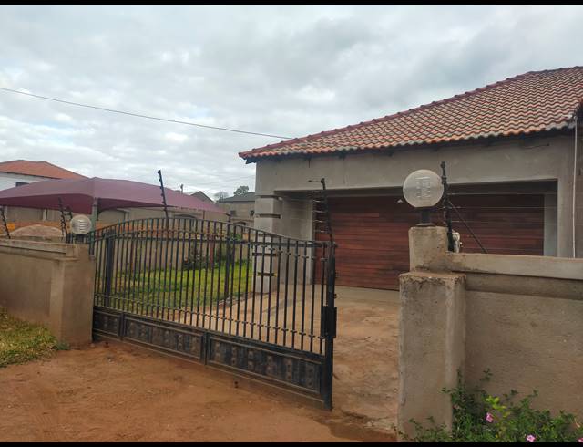 3 BEDROOM HOUSE FOR SALE IN THOHOYANDOU RURAL